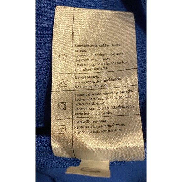 Carhartt Force Women’s Blue Scrub Top Size M Medical V Neck Comfort - Picture 11 of 11